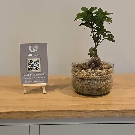 Medium Bespoke Acrylic QR Heaven Plaque — 150mm x 100mm